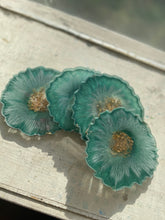 Load image into Gallery viewer, Emerald Flower Coasters

